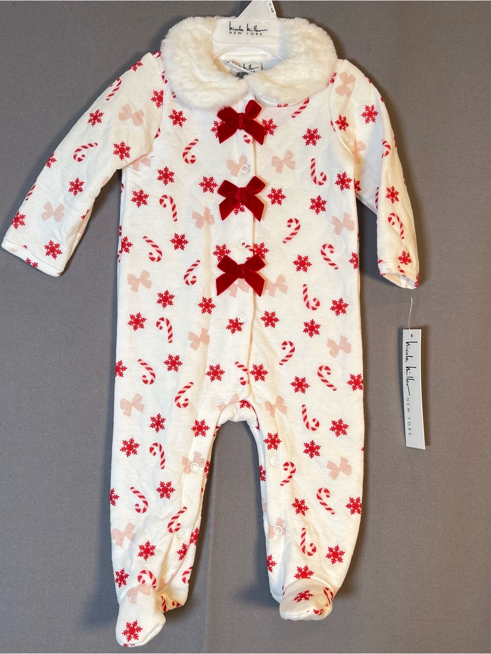 Nicole Miller White & Red Holiday Christmas Footed One-Piece w/ Faux Fur Collar